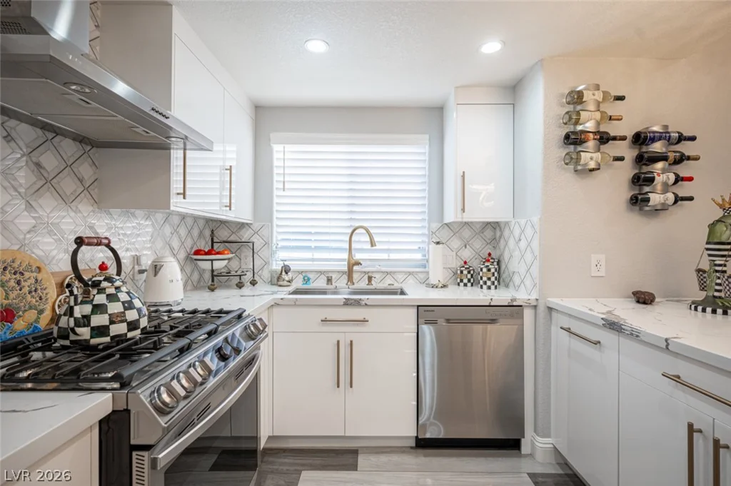 3327 Erva, Las Vegas, NV 89117