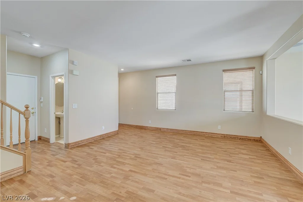 912 Purdy Lodge, Las Vegas, NV 89138