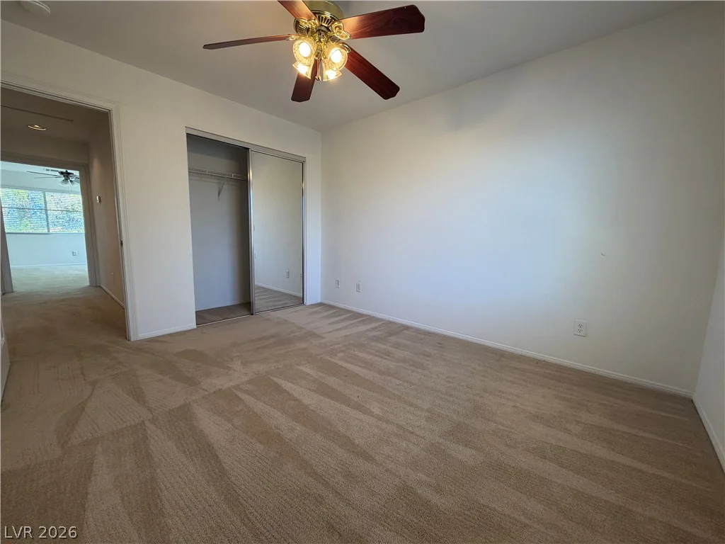 7956 Mohican Canyon, Las Vegas, NV 89113