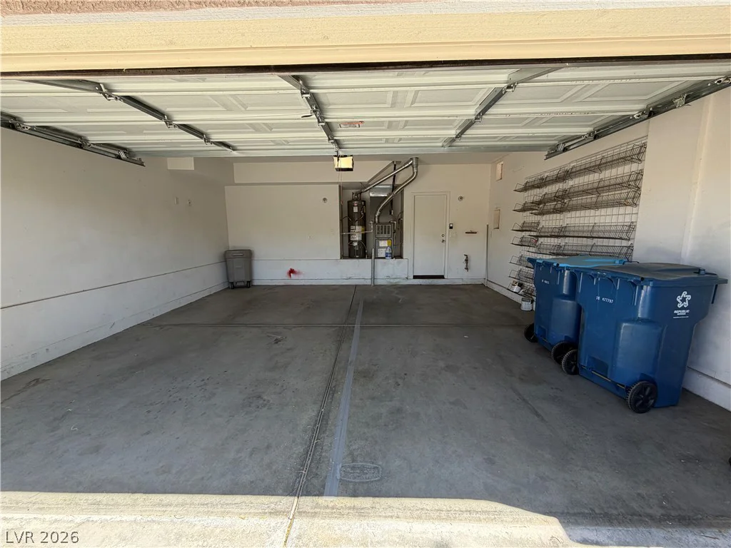 7956 Mohican Canyon, Las Vegas, NV 89113