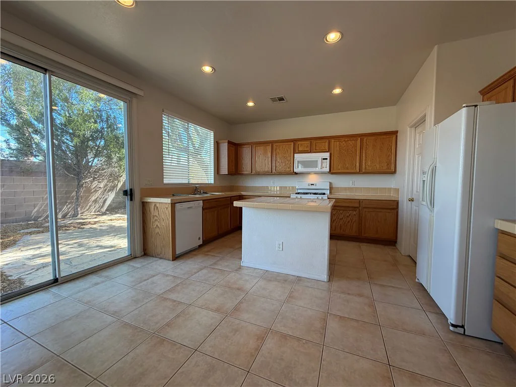 7956 Mohican Canyon, Las Vegas, NV 89113