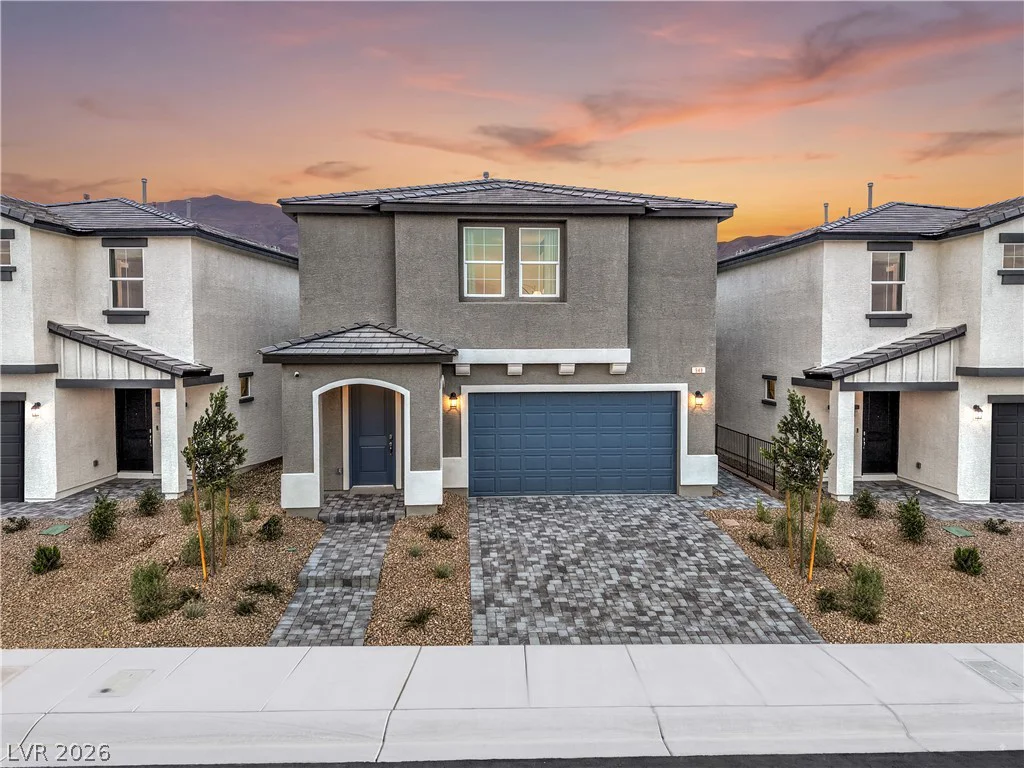 1821 Shondra, North Las Vegas, NV 89084