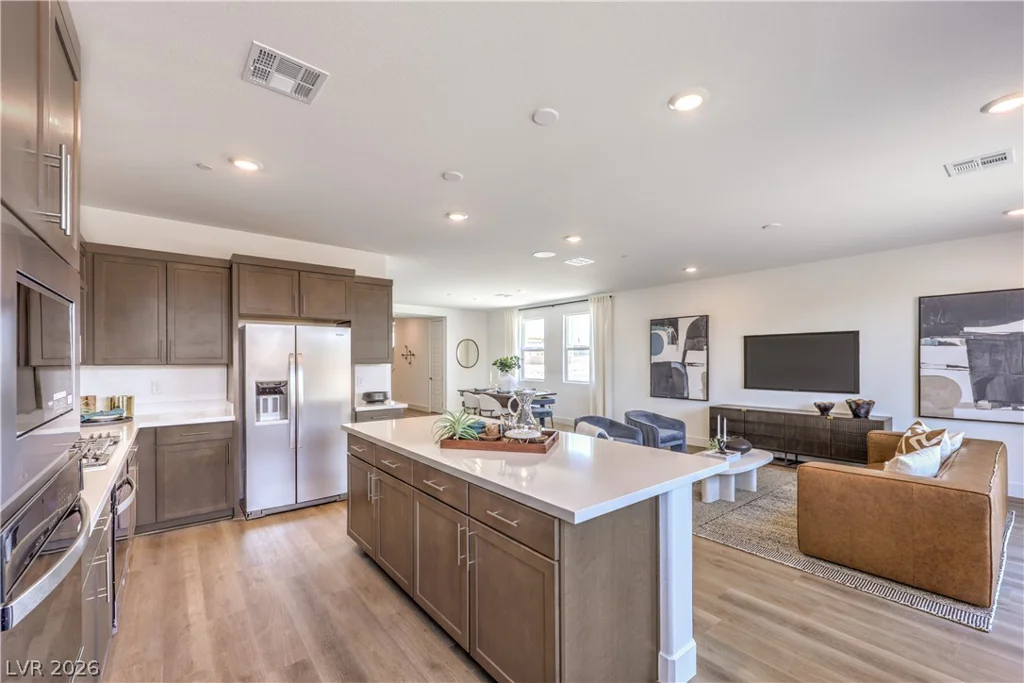 1821 Shondra, North Las Vegas, NV 89084