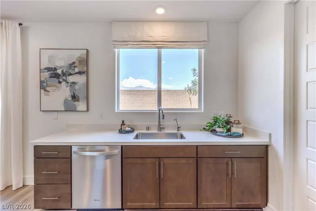1821 Shondra, North Las Vegas, NV 89084