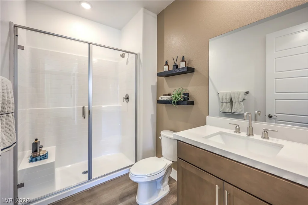 1821 Shondra, North Las Vegas, NV 89084