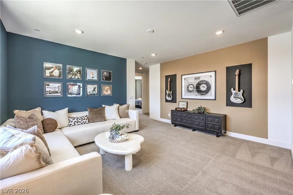 1821 Shondra, North Las Vegas, NV 89084