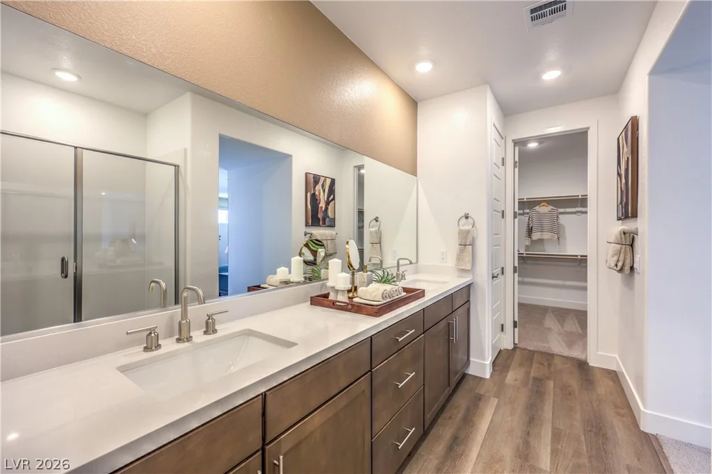 1821 Shondra, North Las Vegas, NV 89084