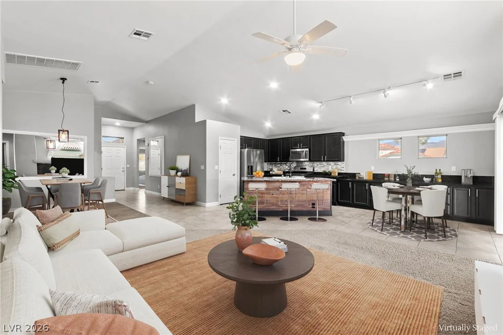 5918 Hills Echo, North Las Vegas, NV 89031