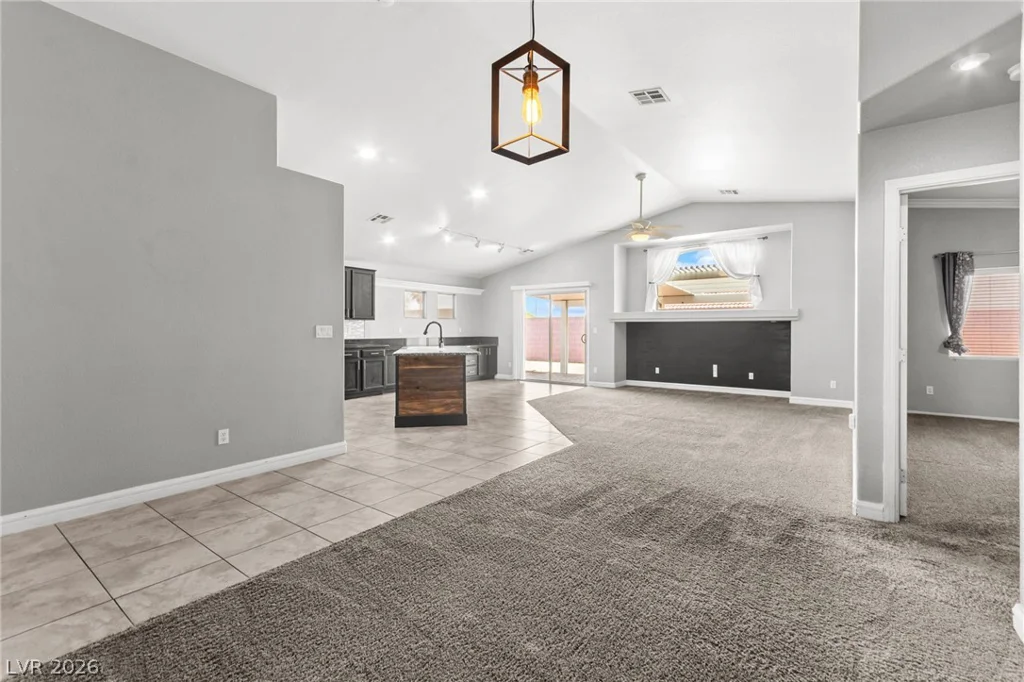 5918 Hills Echo, North Las Vegas, NV 89031
