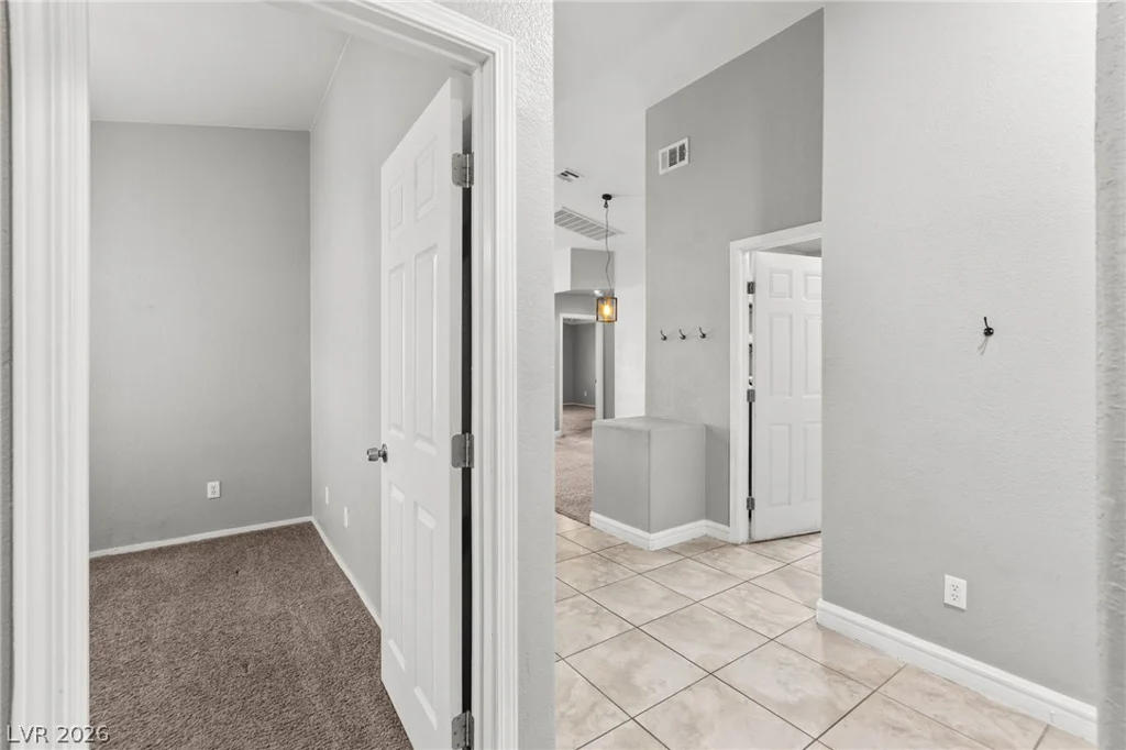 5918 Hills Echo, North Las Vegas, NV 89031