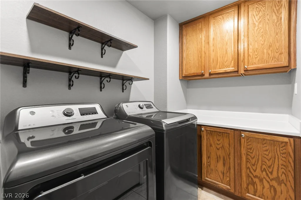 5918 Hills Echo, North Las Vegas, NV 89031