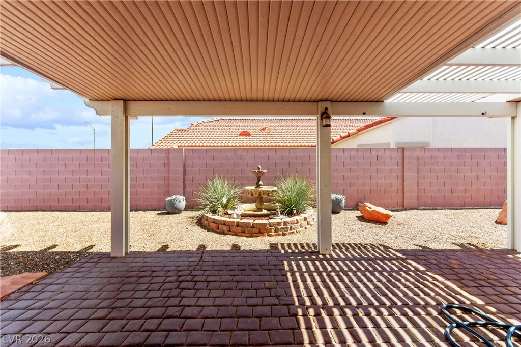 5918 Hills Echo, North Las Vegas, NV 89031