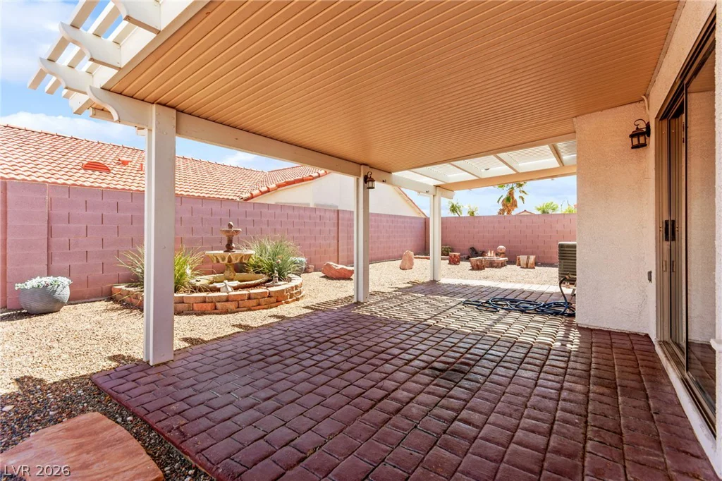 5918 Hills Echo, North Las Vegas, NV 89031