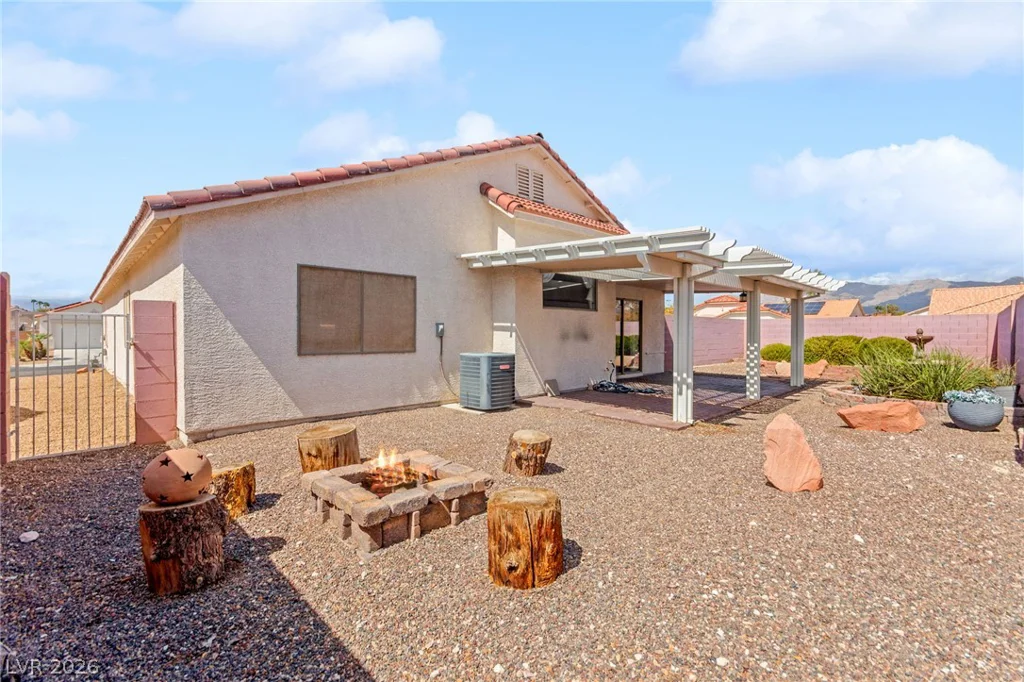 5918 Hills Echo, North Las Vegas, NV 89031