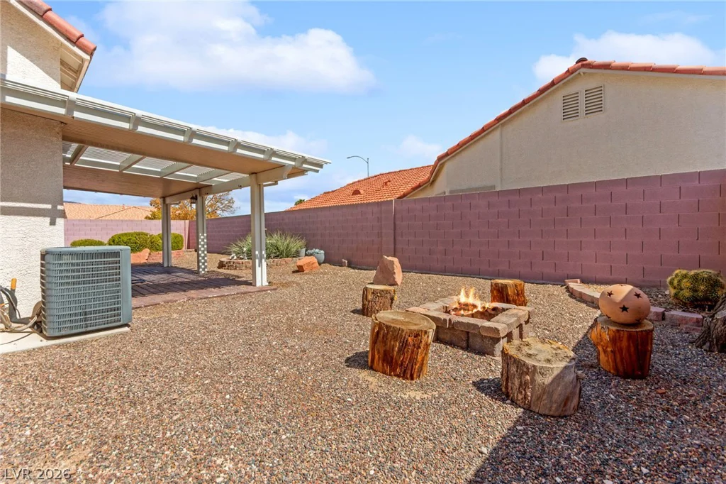 5918 Hills Echo, North Las Vegas, NV 89031