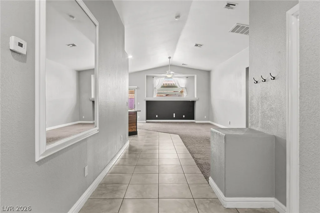 5918 Hills Echo, North Las Vegas, NV 89031