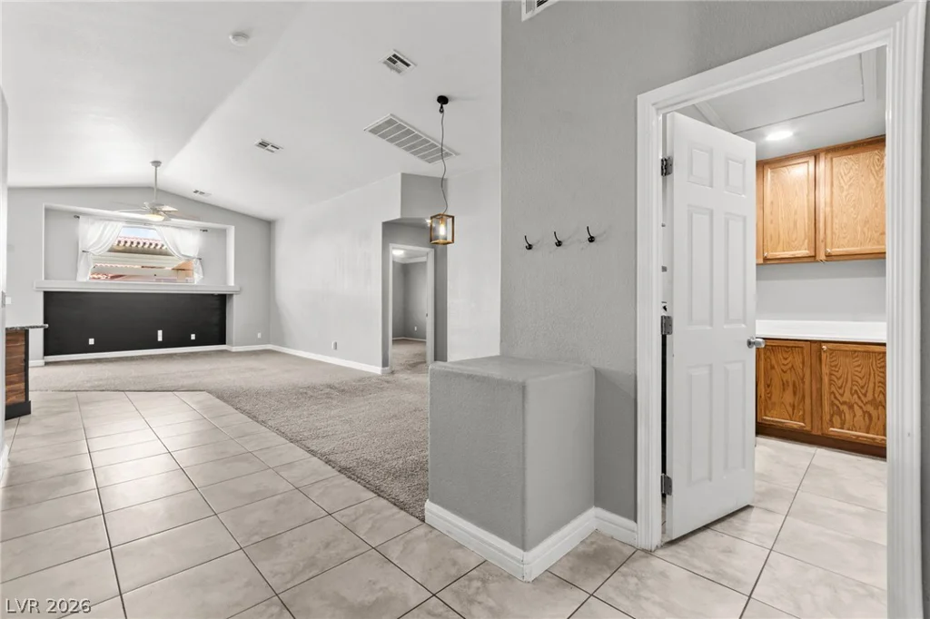 5918 Hills Echo, North Las Vegas, NV 89031