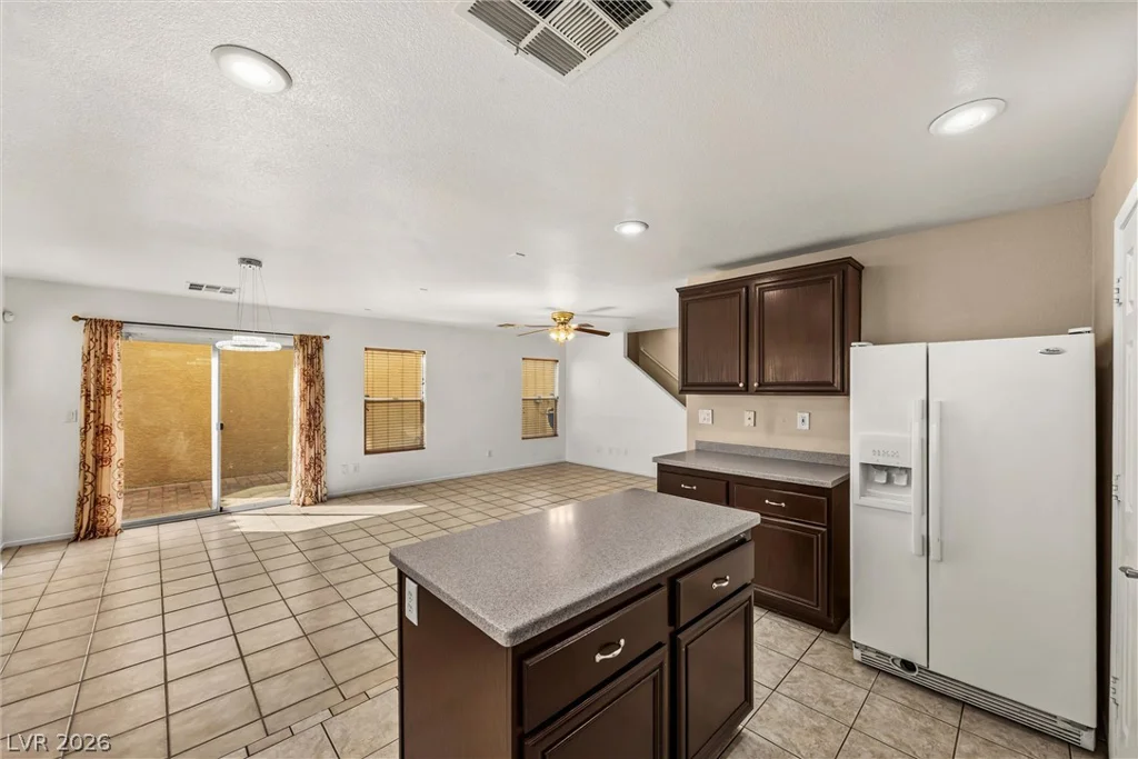 1194 Golden Apple, Las Vegas, NV 89142