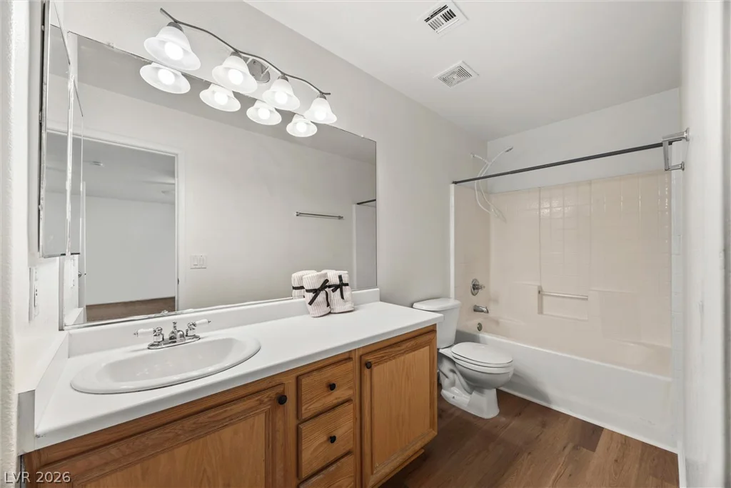 1194 Golden Apple, Las Vegas, NV 89142