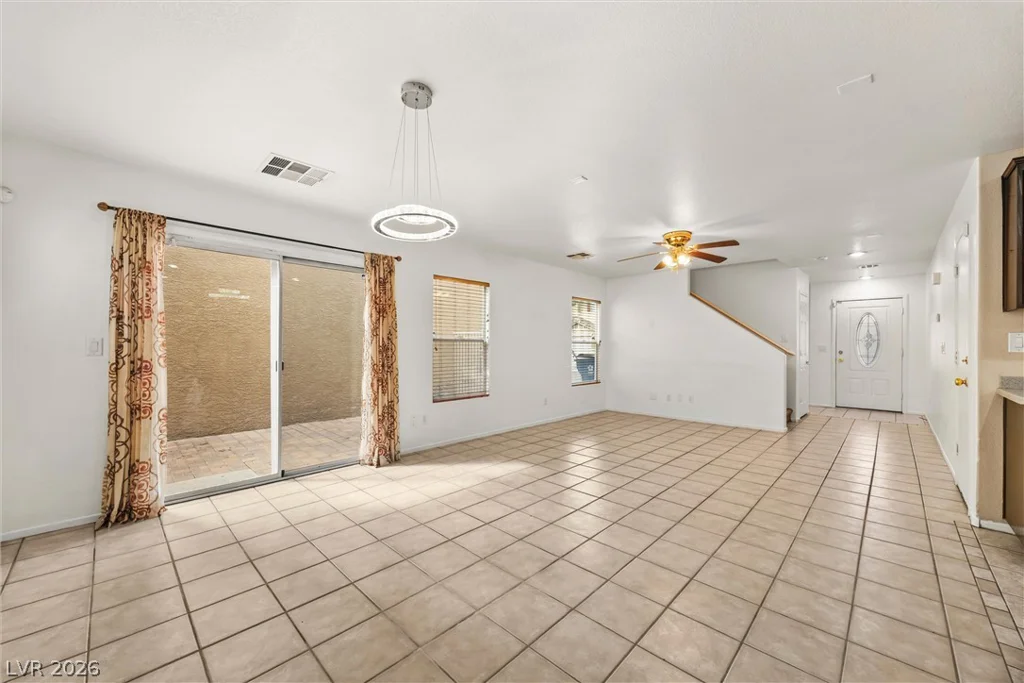 1194 Golden Apple, Las Vegas, NV 89142