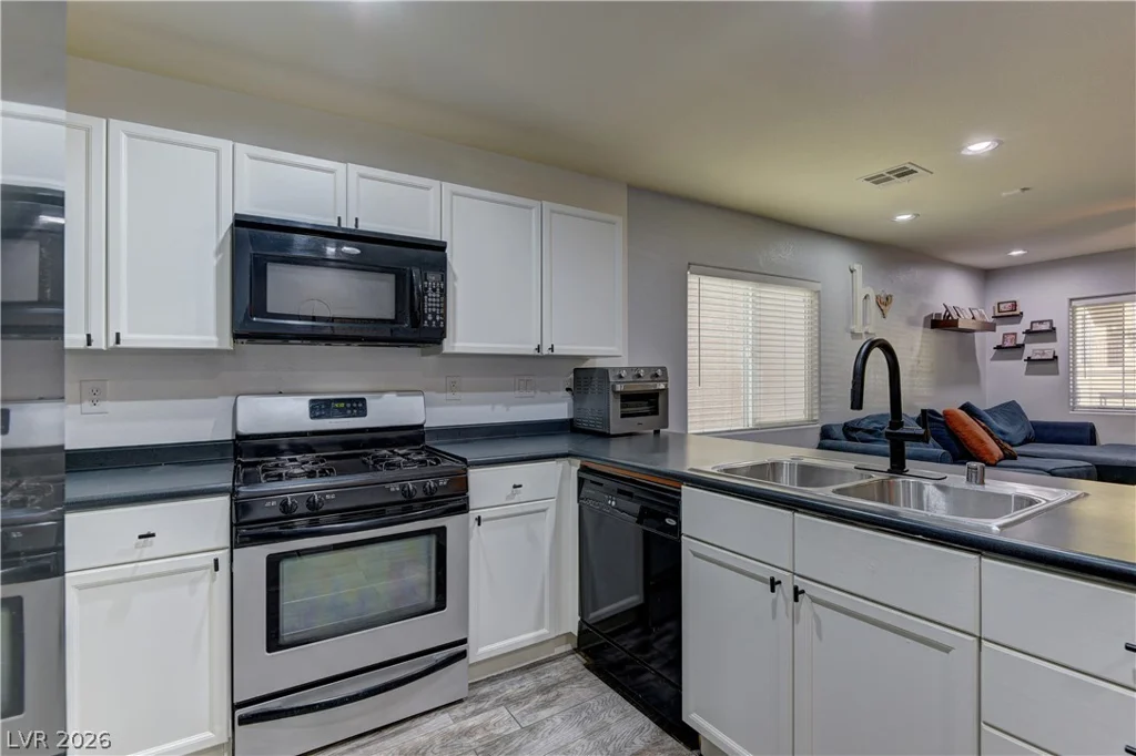 7633 Interlace, Las Vegas, NV 89149