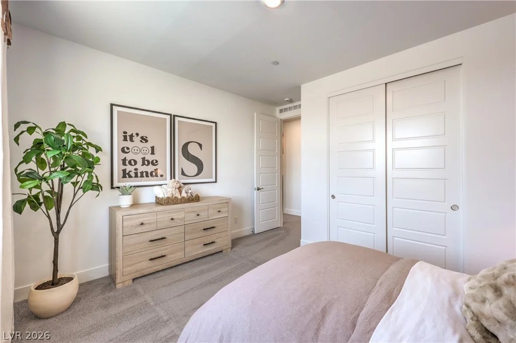 1817 Shondra, North Las Vegas, NV 89084