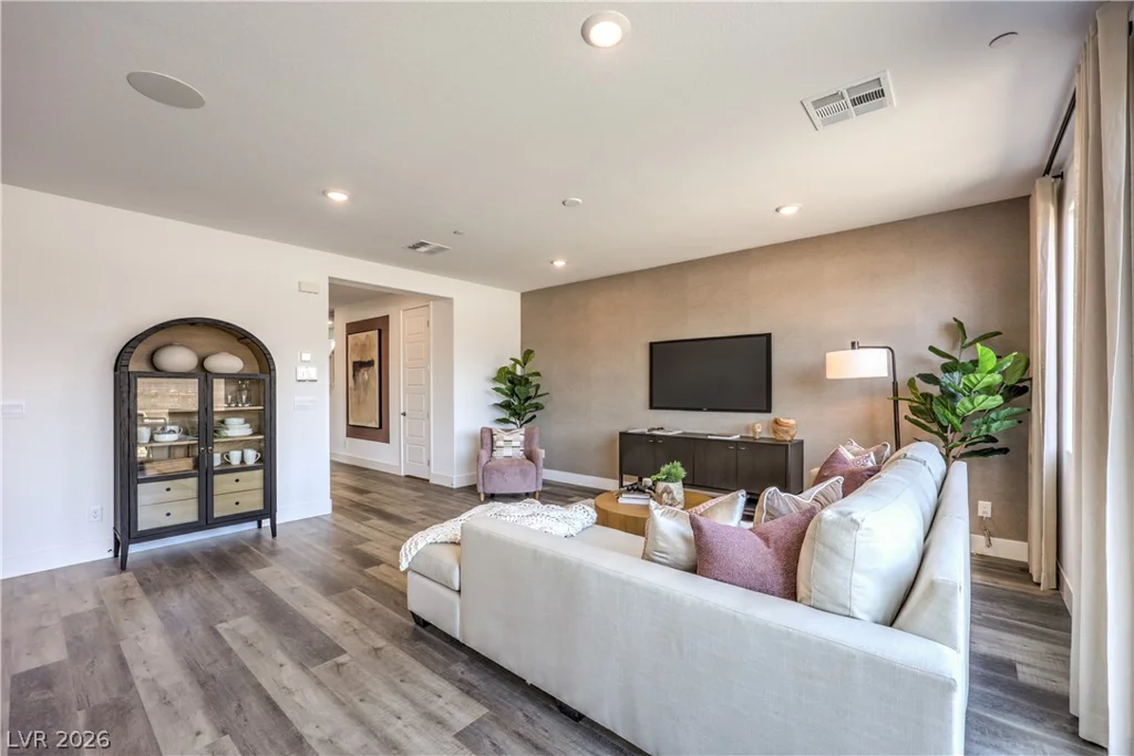 1817 Shondra, North Las Vegas, NV 89084