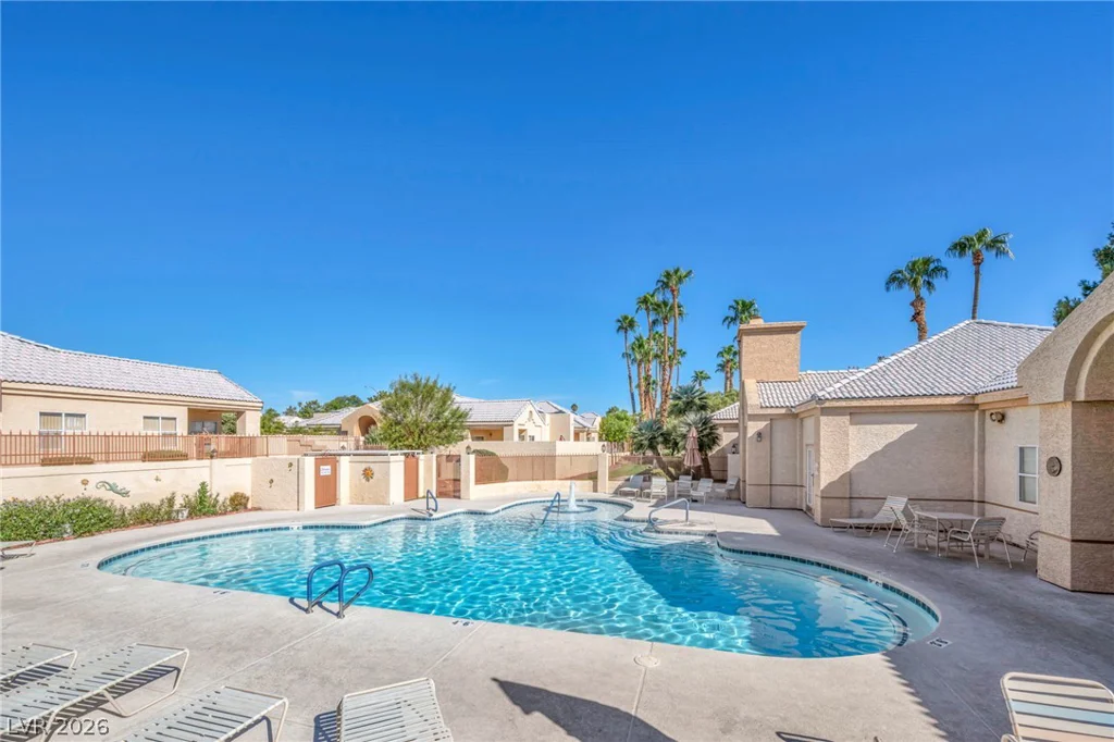 456 Fallwood, Las Vegas, NV 89107