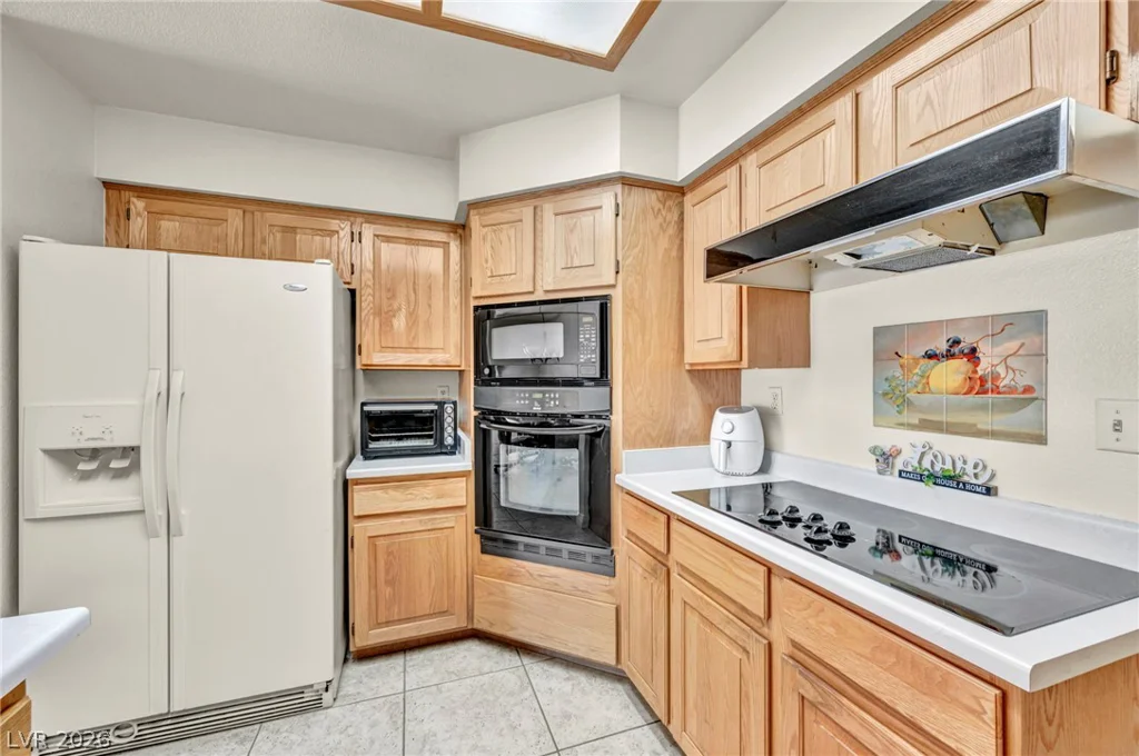 456 Fallwood, Las Vegas, NV 89107