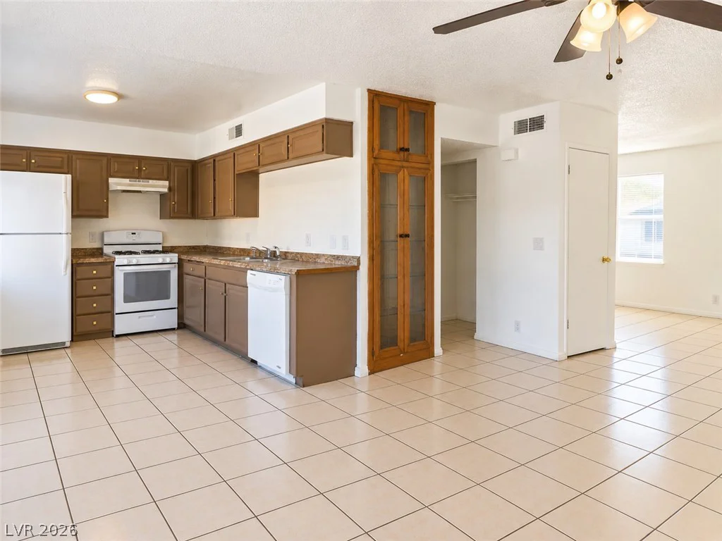 3501 Mercury, North Las Vegas, NV 89030