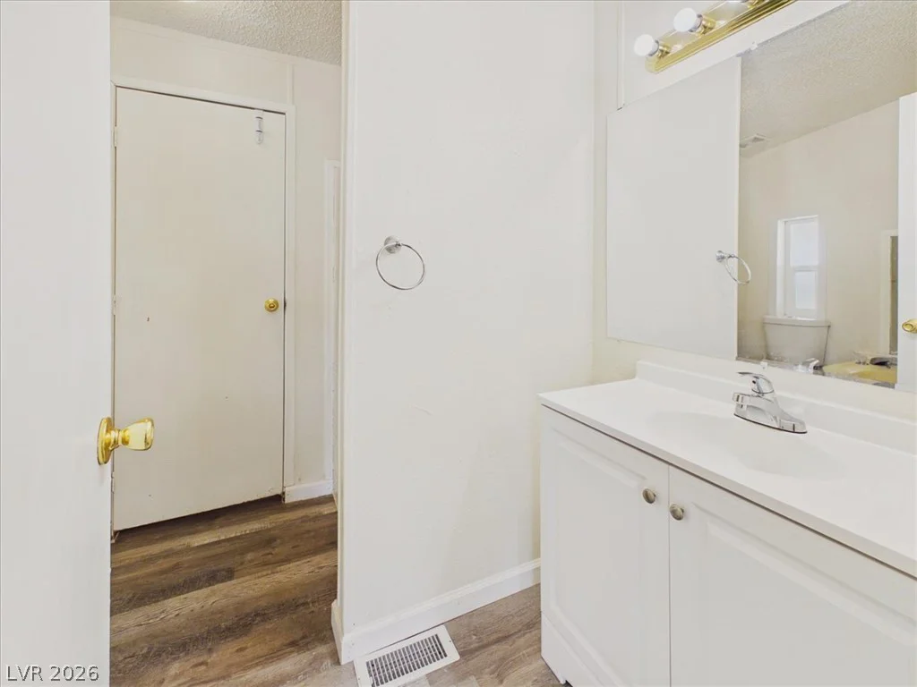 6720 Conestoga, Pahrump, NV 89048