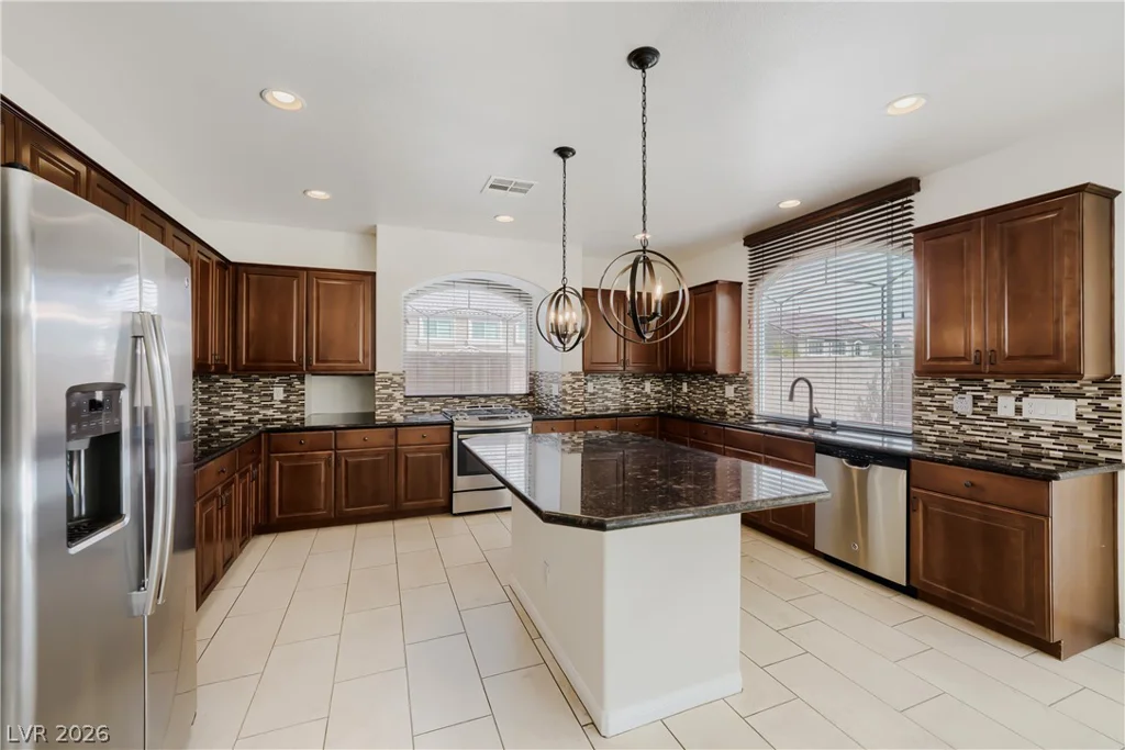 9728 Golden Thread, Las Vegas, NV 89141
