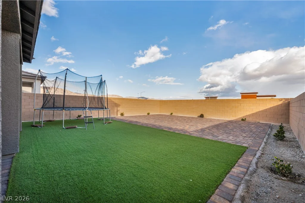 7128 Port Stephens, North Las Vegas, NV 89084