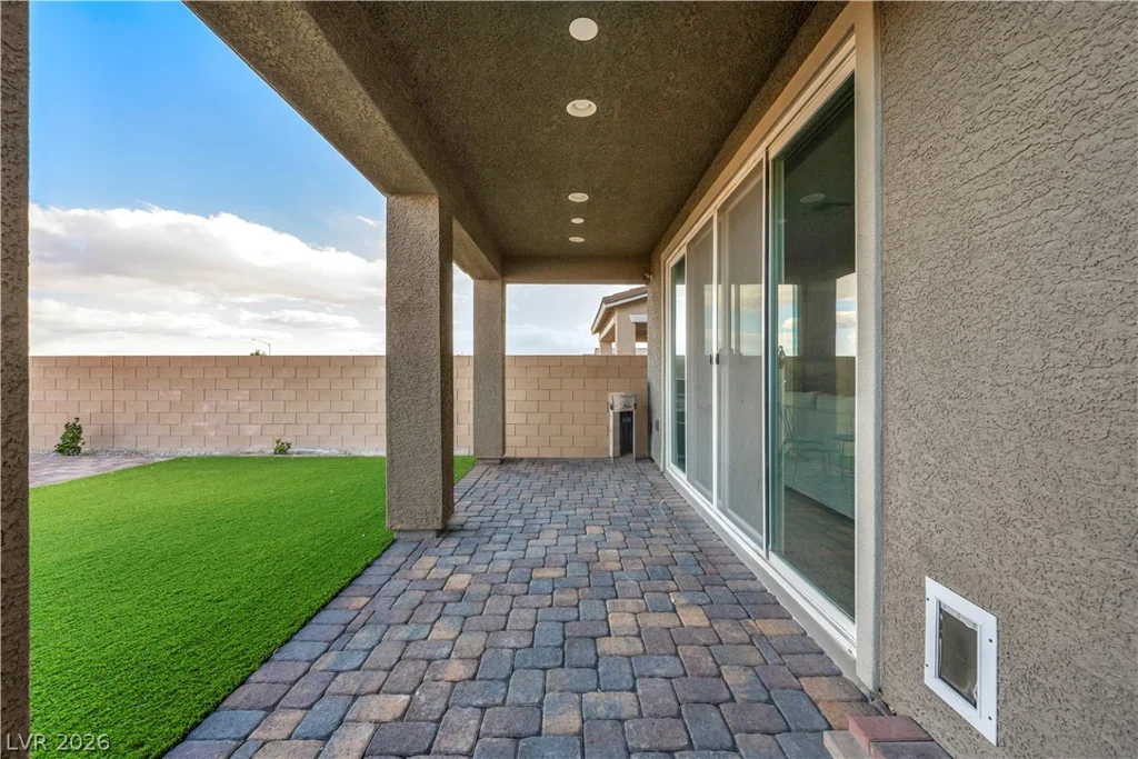 7128 Port Stephens, North Las Vegas, NV 89084