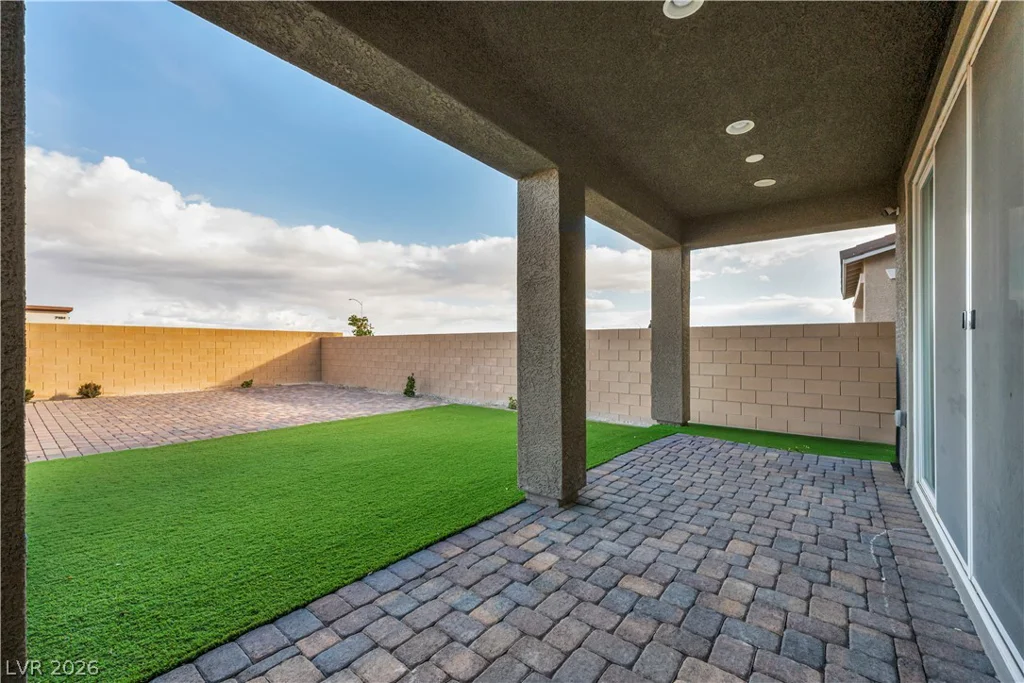 7128 Port Stephens, North Las Vegas, NV 89084