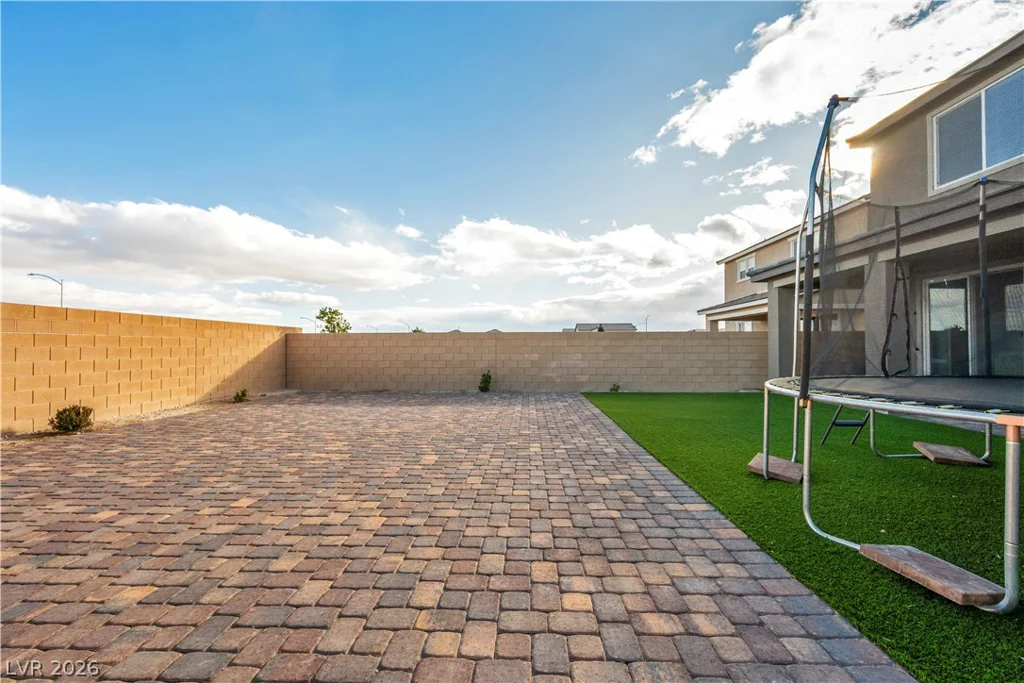 7128 Port Stephens, North Las Vegas, NV 89084