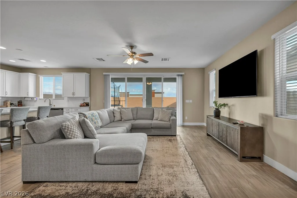 7128 Port Stephens, North Las Vegas, NV 89084