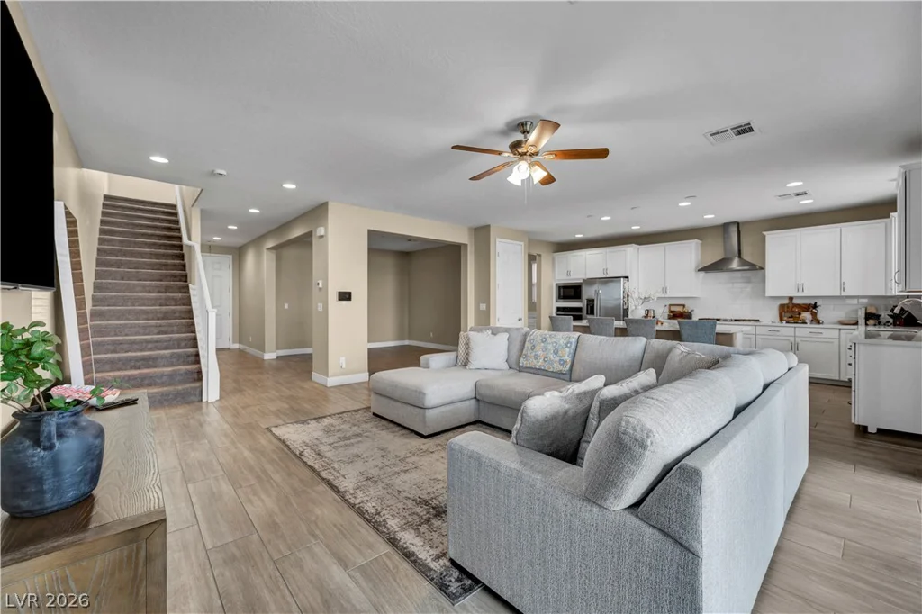 7128 Port Stephens, North Las Vegas, NV 89084
