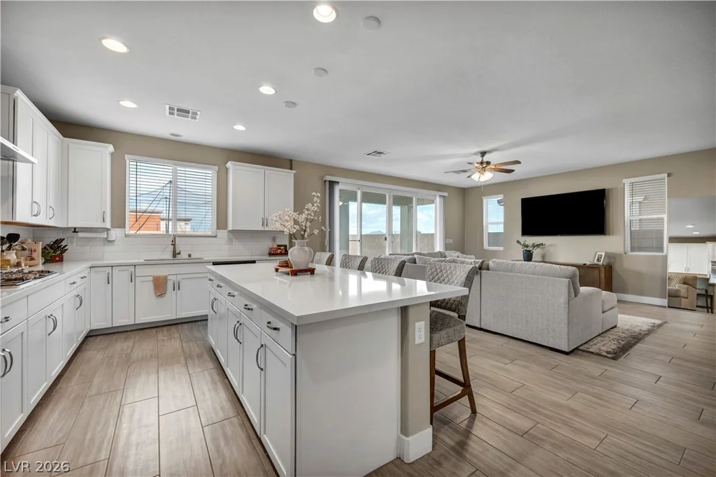 7128 Port Stephens, North Las Vegas, NV 89084
