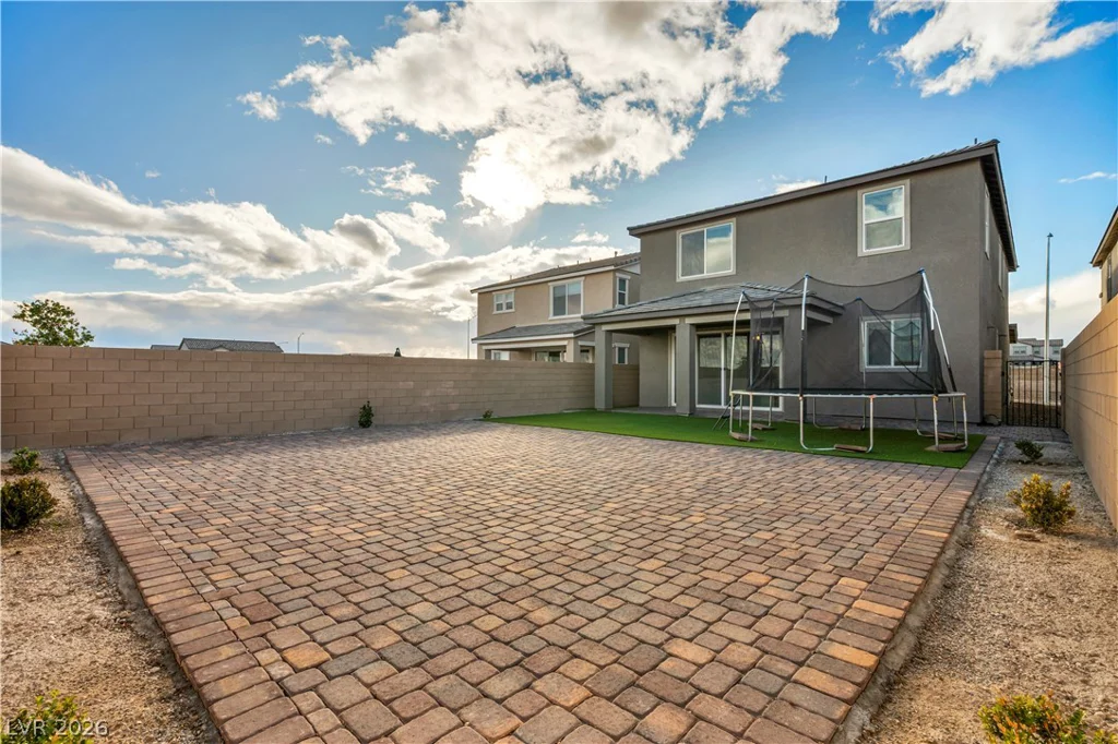 7128 Port Stephens, North Las Vegas, NV 89084