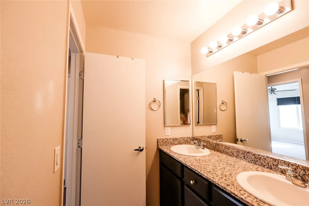 7230 Halo Falls, North Las Vegas, NV 89084