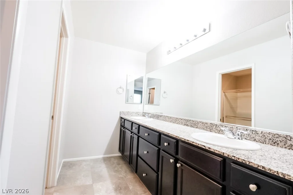 7230 Halo Falls, North Las Vegas, NV 89084
