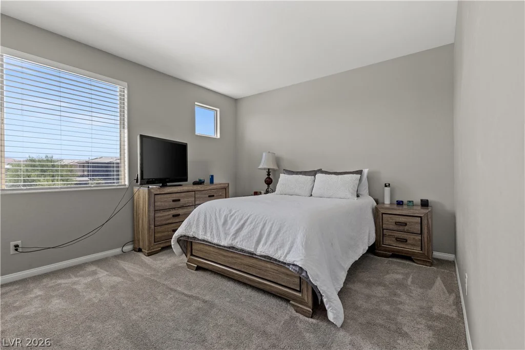 10676 Glowing Dawn, Las Vegas, NV 89135