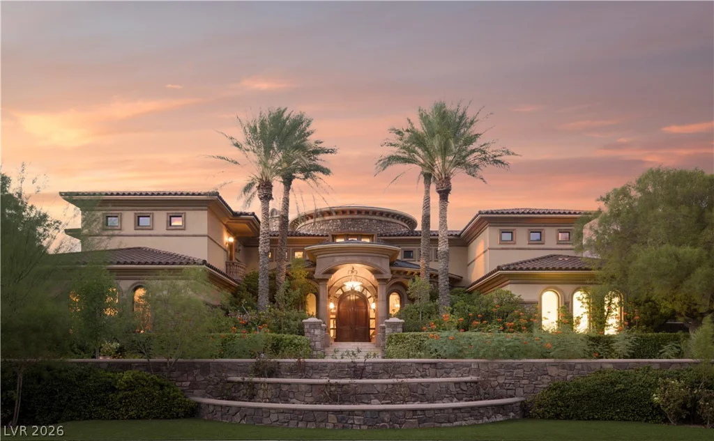 18 Olympia Hills, Las Vegas, NV 89141
