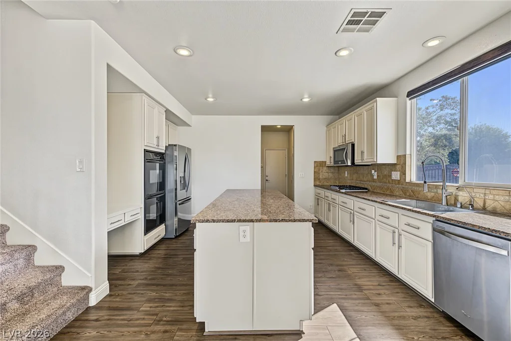 5528 Ambrosia Stream, Las Vegas, NV 89131