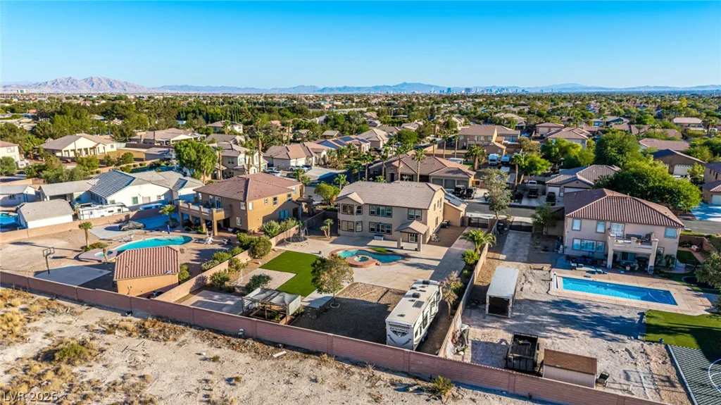 5528 Ambrosia Stream, Las Vegas, NV 89131