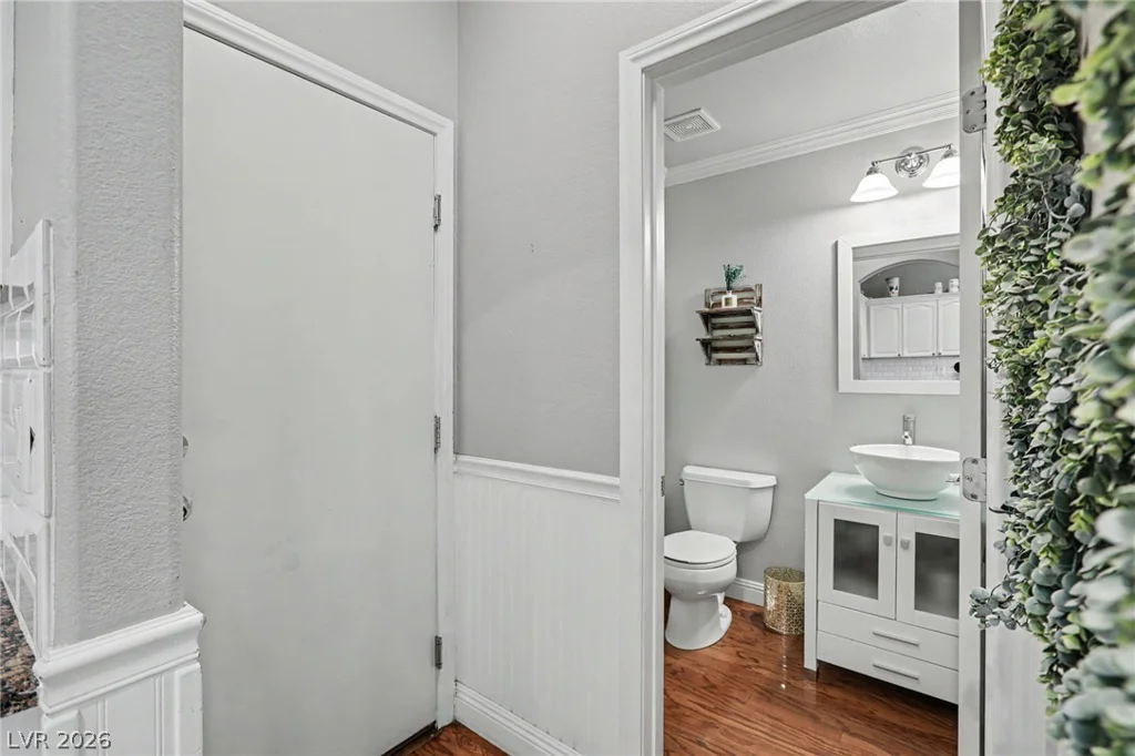 9105 Hines, Las Vegas, NV 89143