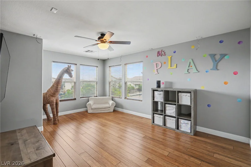 9105 Hines, Las Vegas, NV 89143