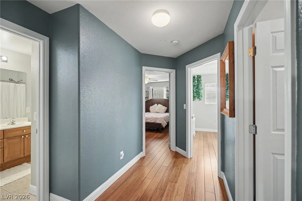 9105 Hines, Las Vegas, NV 89143