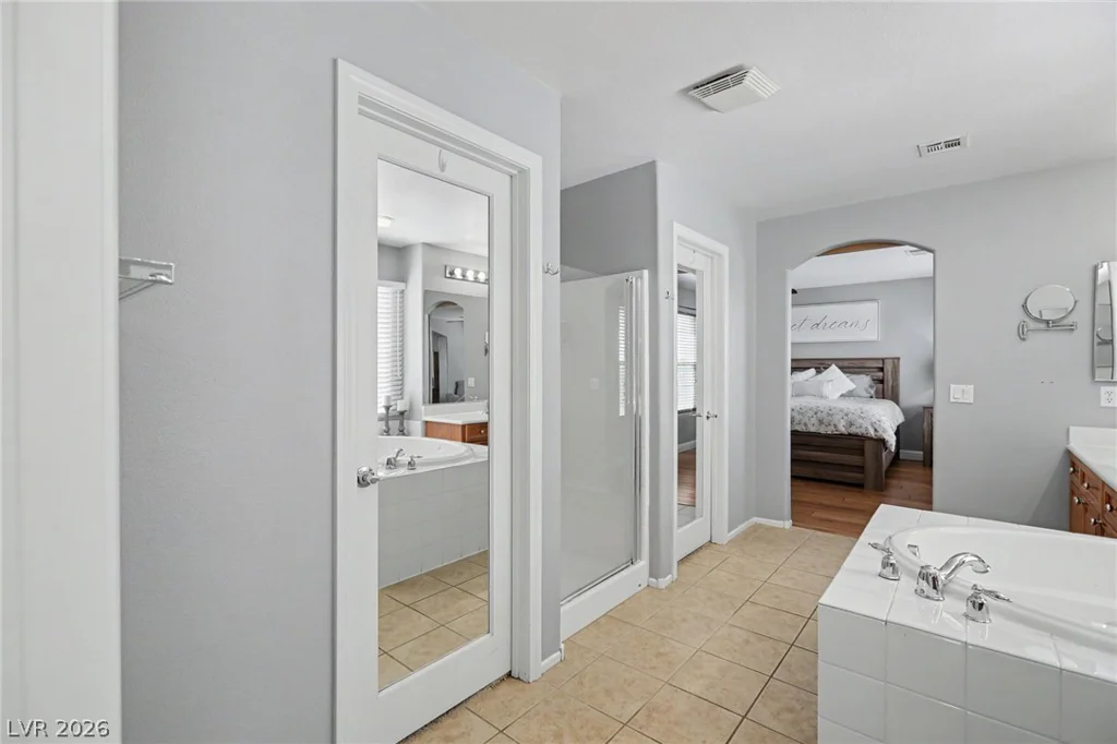 9105 Hines, Las Vegas, NV 89143